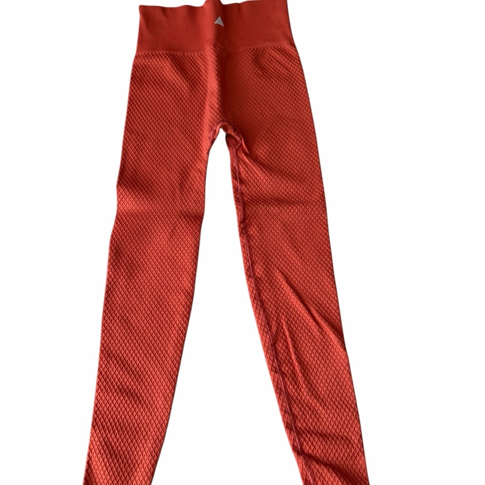 Balance Collection Textured Two Piece - Picture 5 of 6